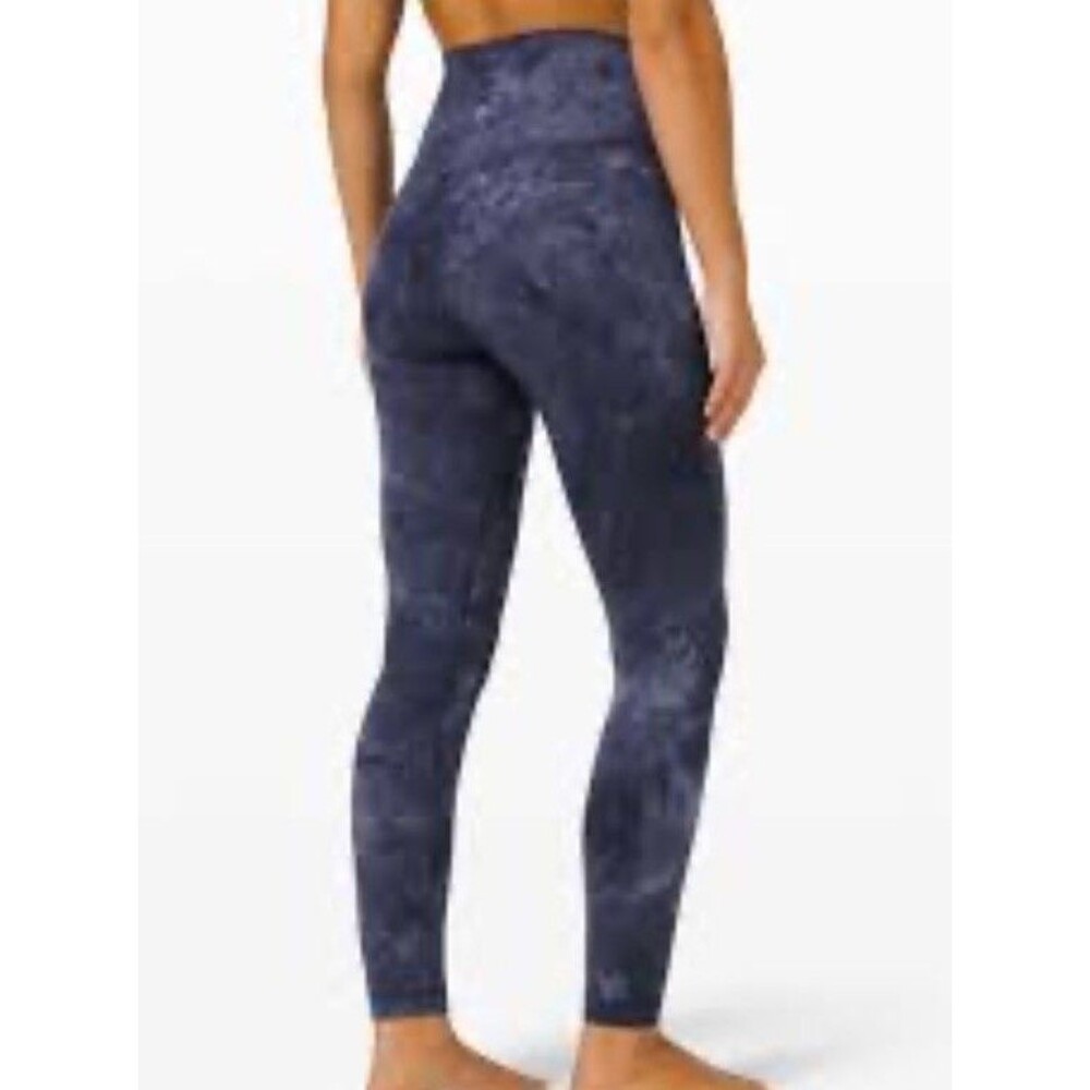 Lululemon Size 4 Align HR Tight 25” Diamond Dye Gray